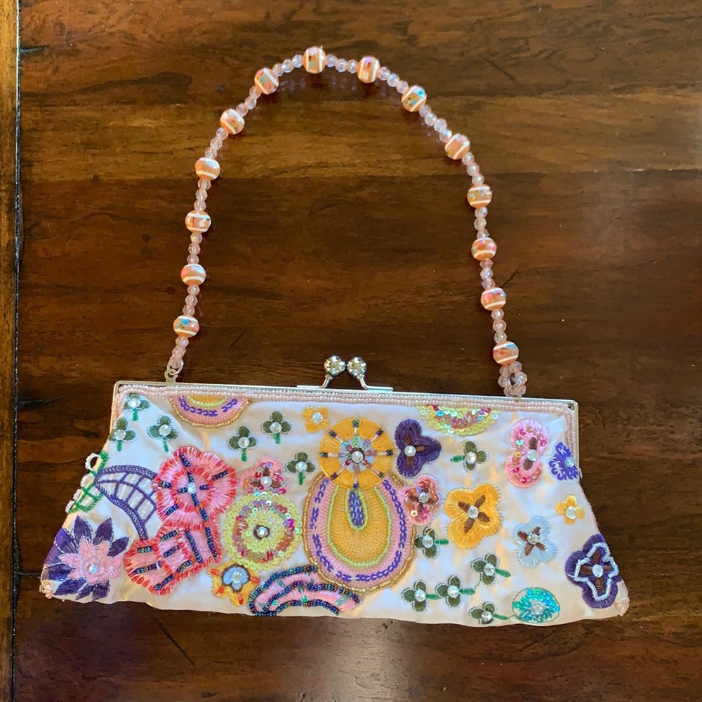 Sweet Vintage Beaded girls night out Purse💕